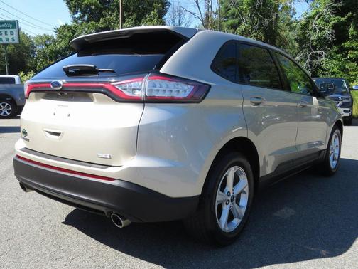 2017 Ford Edge SE