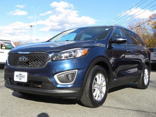 2017 Kia Sorento LX