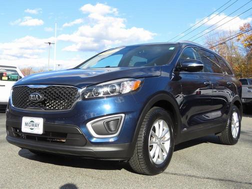 2017 Kia Sorento LX