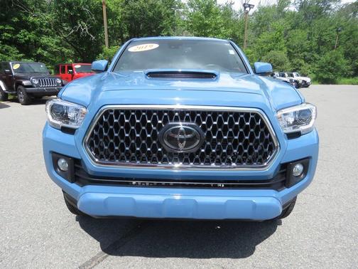 2019 Toyota Tacoma TRD Sport