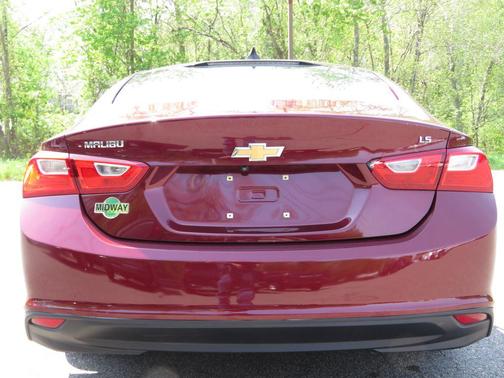 Butte Red Metallic 2016 Chevrolet Malibu LS