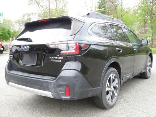 Crystal Black Silica 2020 Subaru Outback Touring