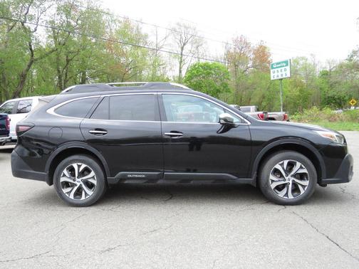 Crystal Black Silica 2020 Subaru Outback Touring