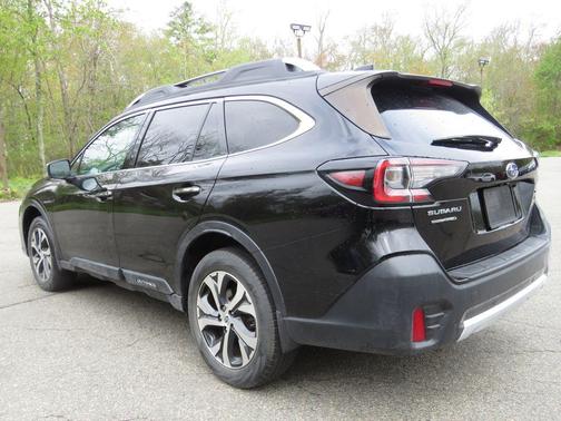 Crystal Black Silica 2020 Subaru Outback Touring