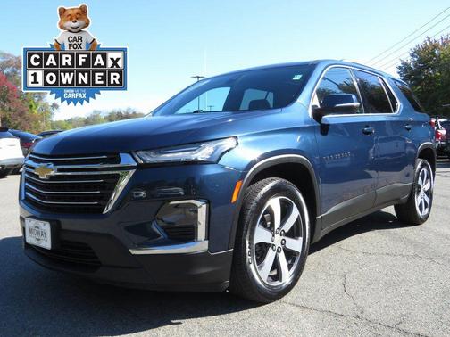2022 Chevrolet Traverse LT Leather