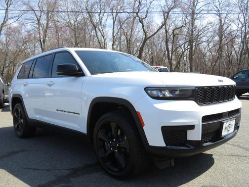 Bright White Clearcoat 2023 Jeep Grand Cherokee L Altitude