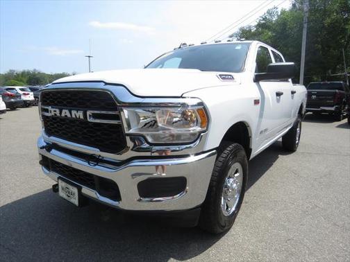 2019 RAM 2500 Tradesman Crew Cab 4x4 6'4' Box