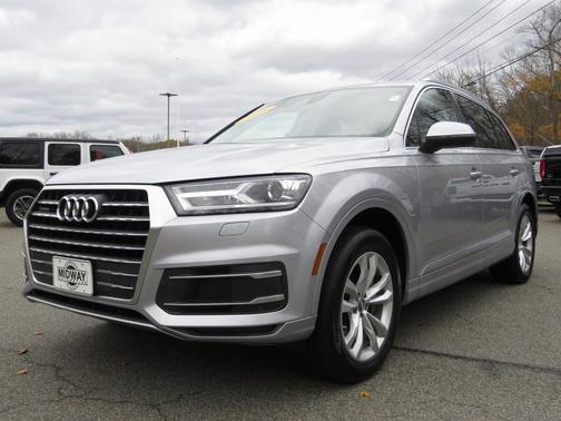 2019 Audi Q7 45 Premium