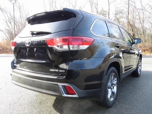 2019 Toyota Highlander Limited Platinum