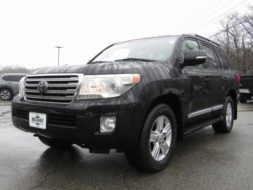 2014 Toyota Land Cruiser Base