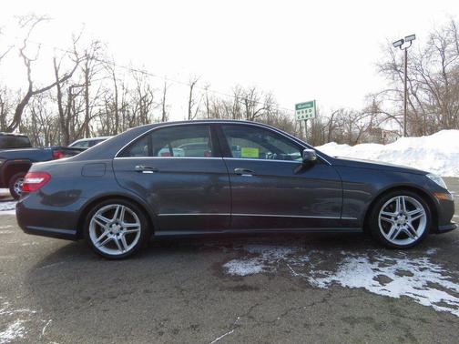 Gray 2013 Mercedes-Benz E-Class 4MATIC
