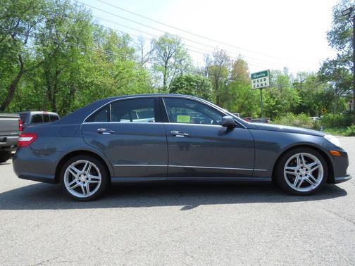 Gray 2013 Mercedes-Benz E-Class 4MATIC