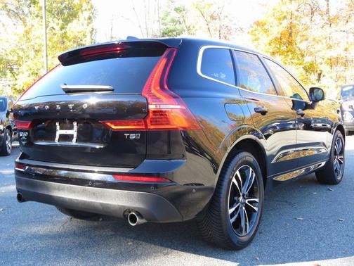 2019 Volvo XC60 T5 Momentum