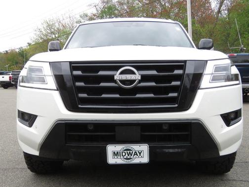 Aspen White TriCoat Pearl 2022 Nissan Armada SL 4WD