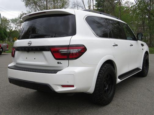 Aspen White TriCoat Pearl 2022 Nissan Armada SL 4WD