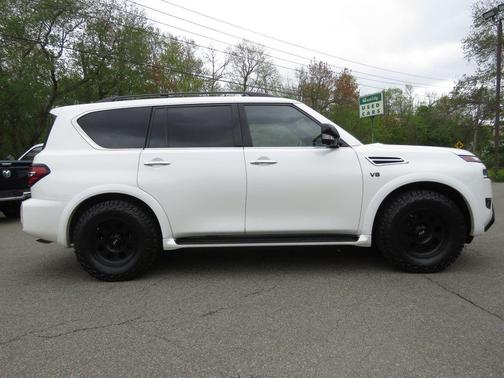 Aspen White TriCoat Pearl 2022 Nissan Armada SL 4WD