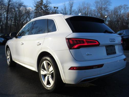 2018 Audi Q5 2.0T Tech Premium