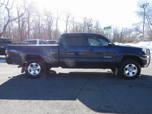 2013 Toyota Tacoma Base