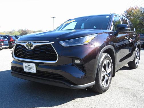 2021 Toyota Highlander XLE