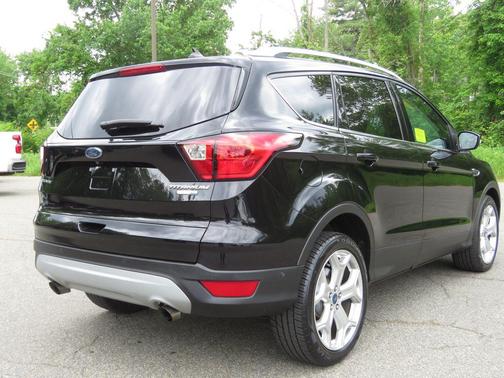 Agate Black Metallic 2019 Ford Escape Titanium
