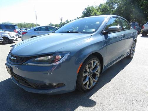 2015 Chrysler 200 S