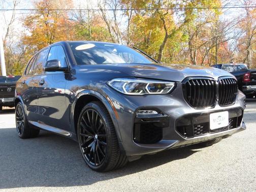 2020 BMW X5 M50i