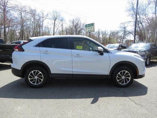 2022 Mitsubishi Eclipse Cross ES