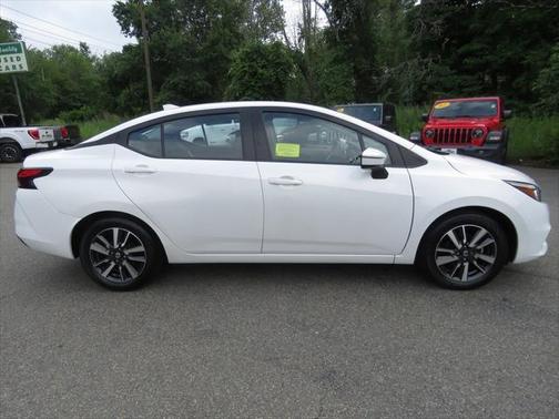 2021 Nissan Versa 1.6 SV