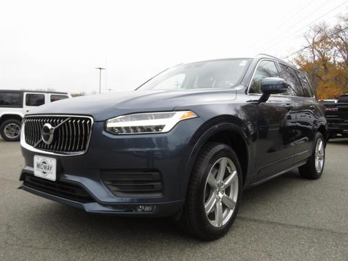 2020 Volvo XC90 T6 Momentum