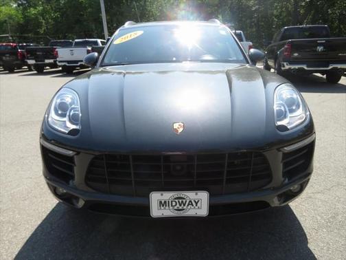 2018 Porsche Macan Base