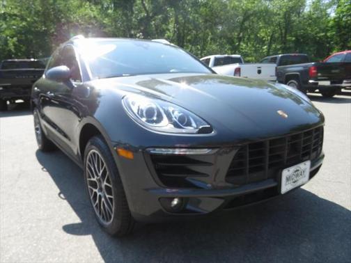 2018 Porsche Macan Base