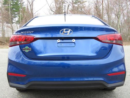 Admiral Blue 2022 Hyundai Accent SE