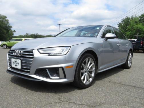 Florett Silver Metallic 2019 Audi A4 2.0T Premium Plus