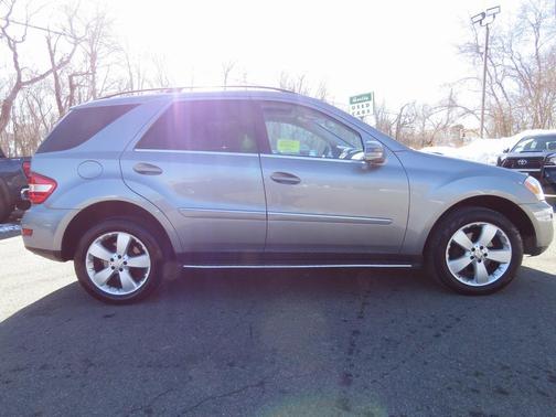 2011 Mercedes-Benz M-Class 4MATIC