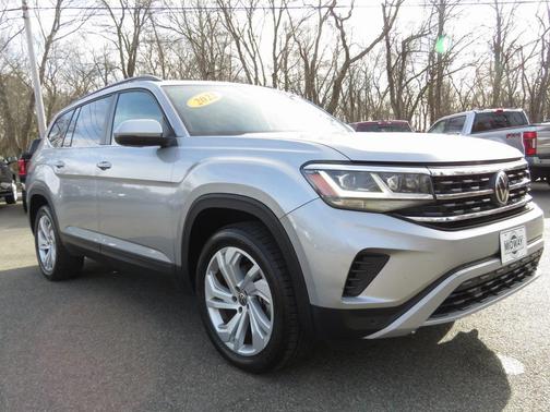 2022 Volkswagen Atlas 2.0T SE w/Technology 4MOTION