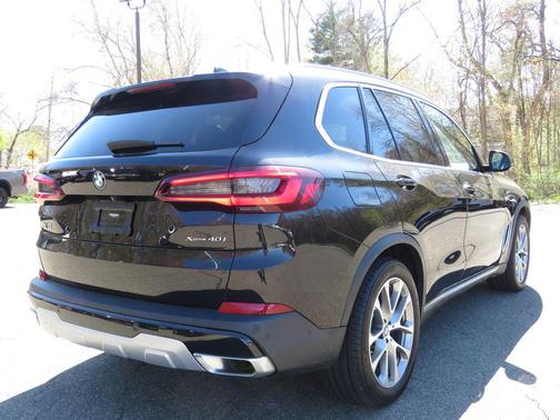 Black Sapphire Metallic 2020 BMW X5 xDrive40i