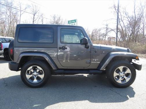 2018 Jeep Wrangler JK Sahara