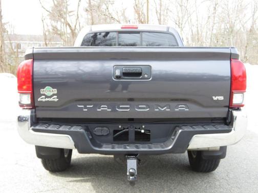 2019 Toyota Tacoma SR