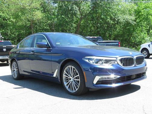 Blue Metallic 2018 BMW 530e xDrive iPerformance