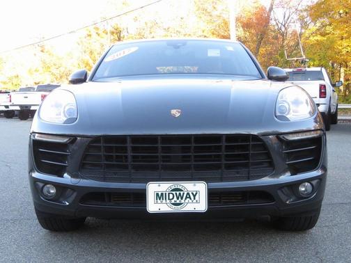 2017 Porsche Macan Base