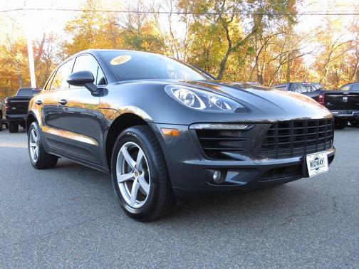 2017 Porsche Macan Base