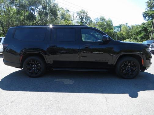 2024 Jeep Wagoneer L Series II Carbide 4x4