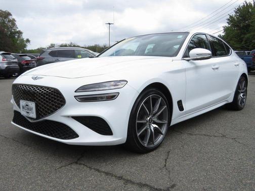 2022 Genesis G70 2.0T AWD