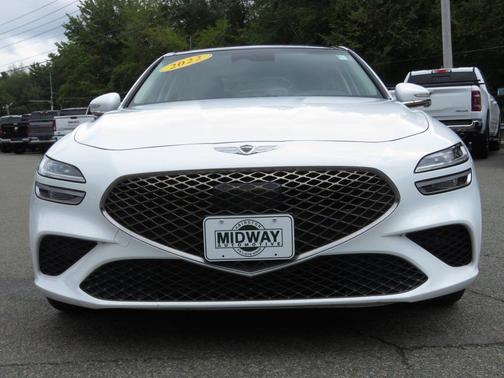 2022 Genesis G70 2.0T AWD