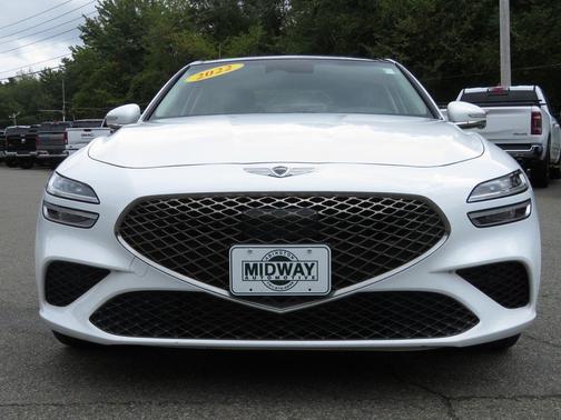 2022 Genesis G70 2.0T AWD