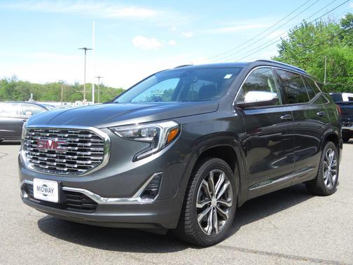 Graphite Gray Metallic 2019 GMC Terrain Denali
