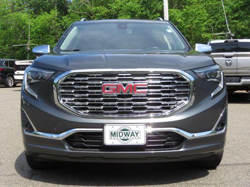 Graphite Gray Metallic 2019 GMC Terrain Denali