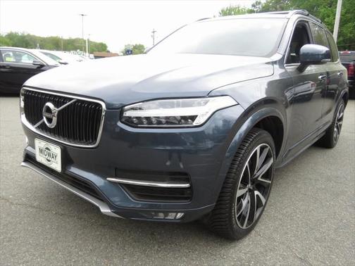 2019 Volvo XC90 T6 Momentum