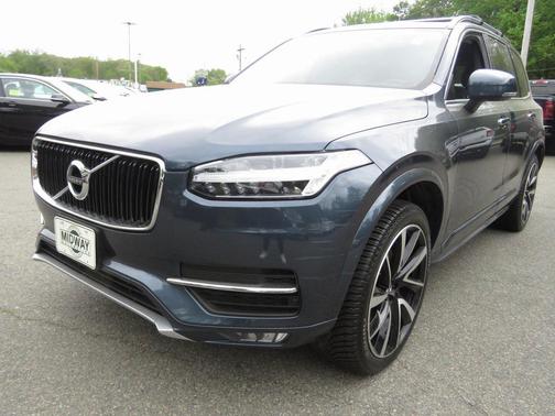 2019 Volvo XC90 T6 Momentum