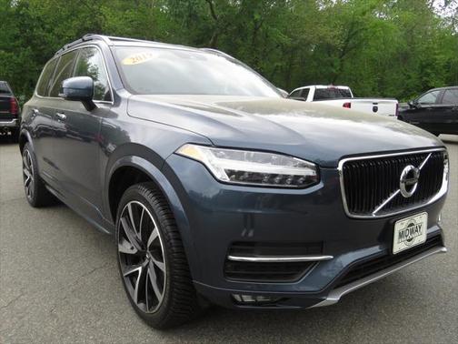2019 Volvo XC90 T6 Momentum